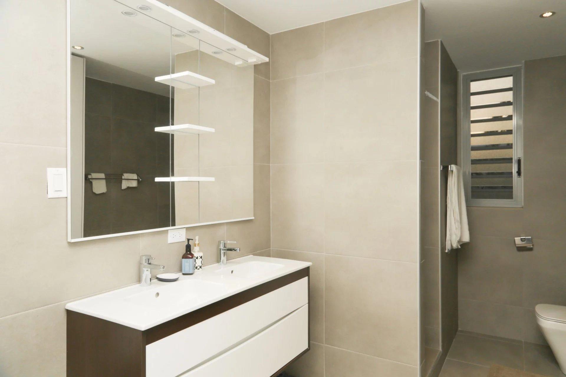 Villa Frangipani: Panoramic Ocean‑View Contemporary Mediterranean Villa with Rooftop Terraces, Pool & Garden