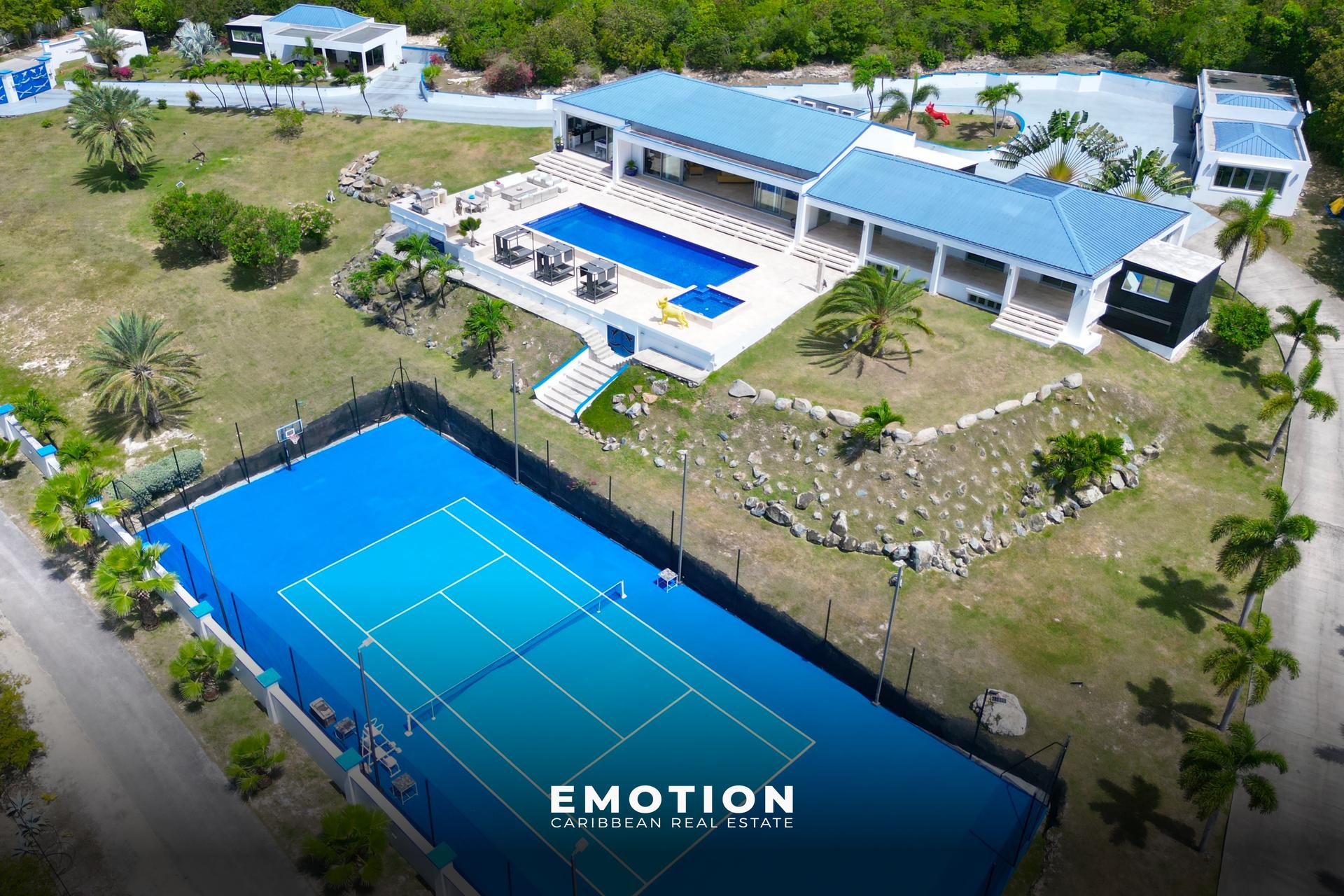 Exceptional Sea View Estate - 971 m² + 10,000 m² of Land