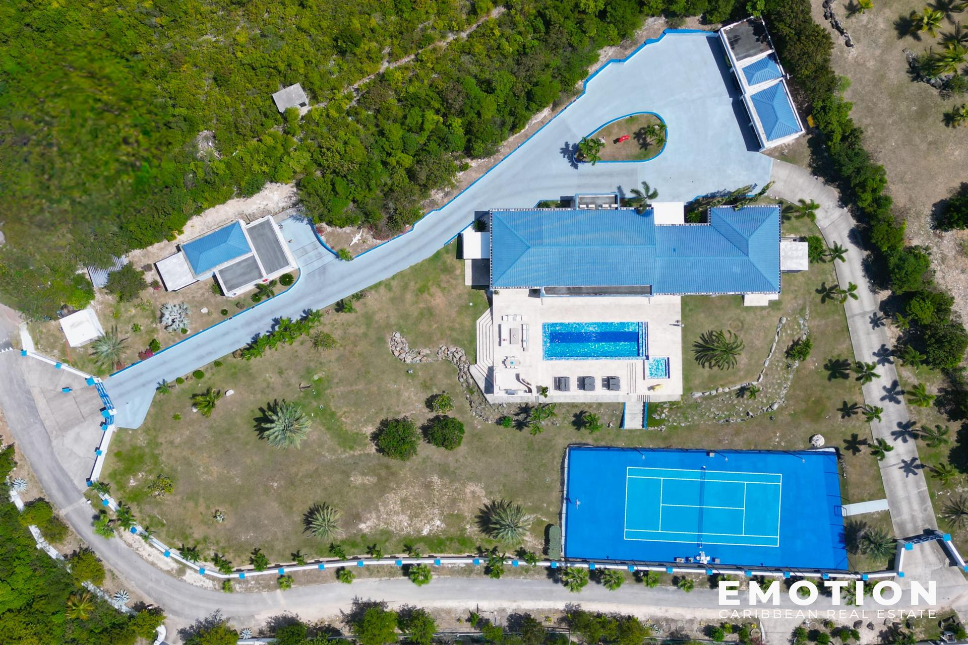 Exceptional Sea View Estate - 971 m² + 10,000 m² of Land