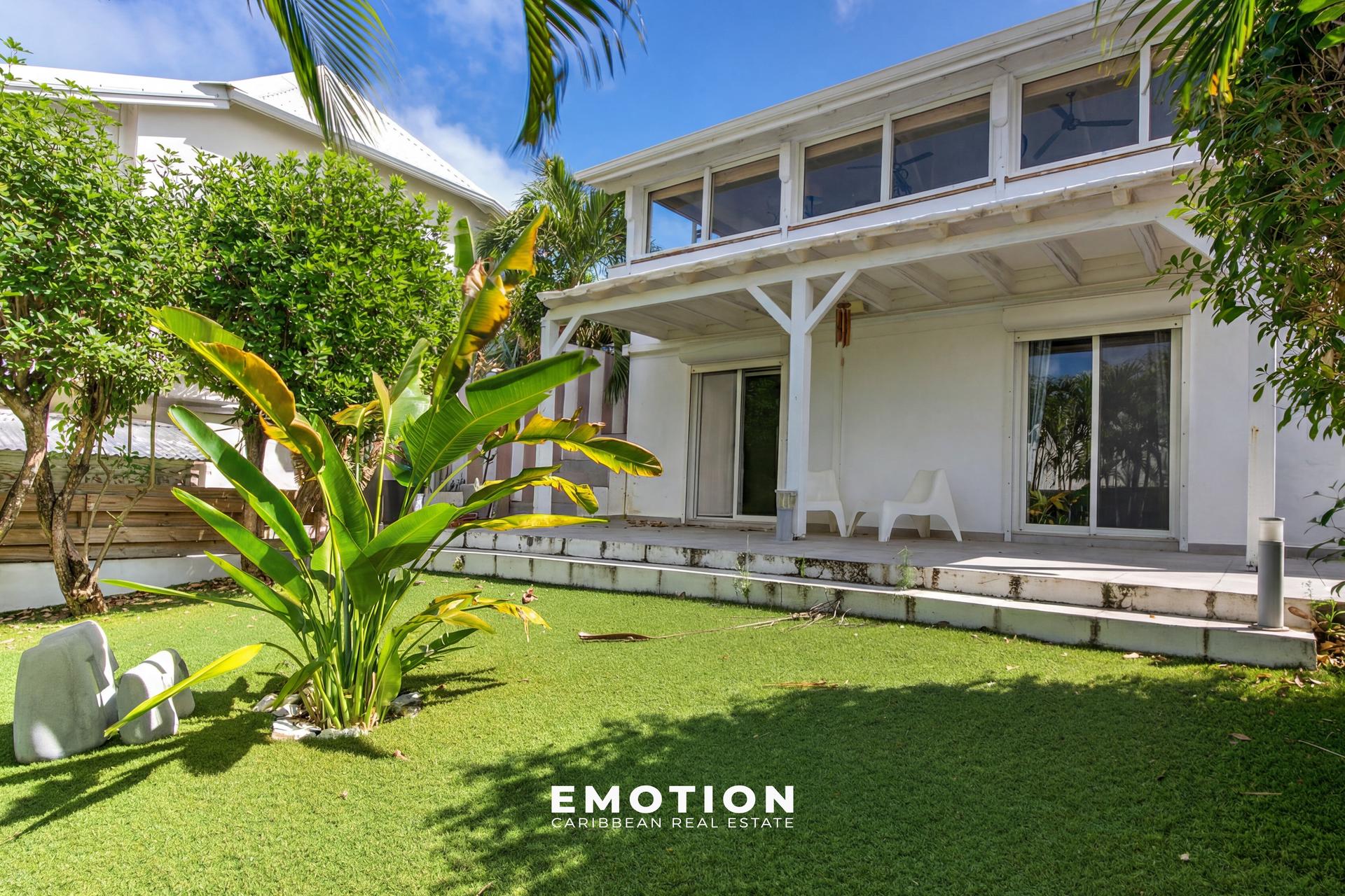 3-Bedroom House – 160 m² + 55 m² of covered terraces