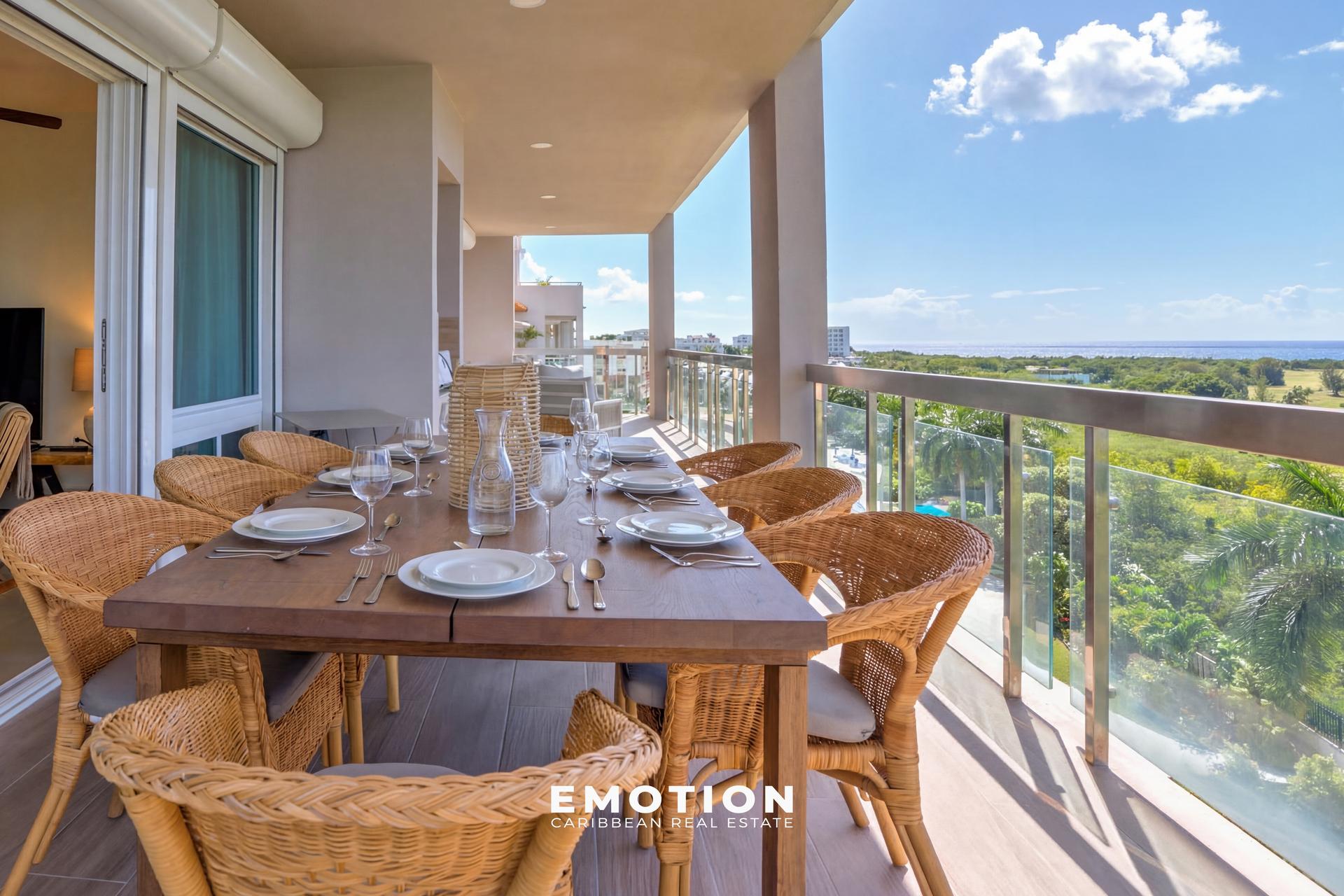 Sea view apartment 160 m² fully renovated