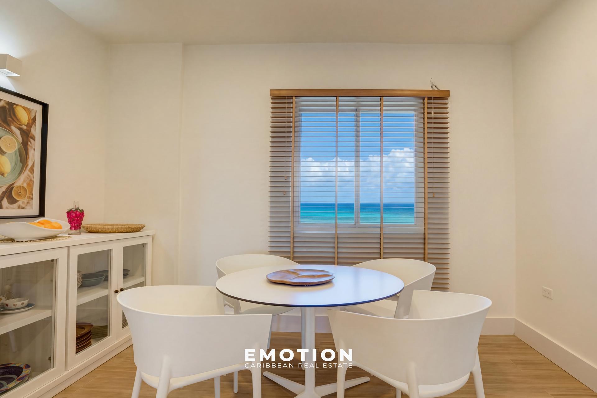 Sea view apartment 160 m² fully renovated