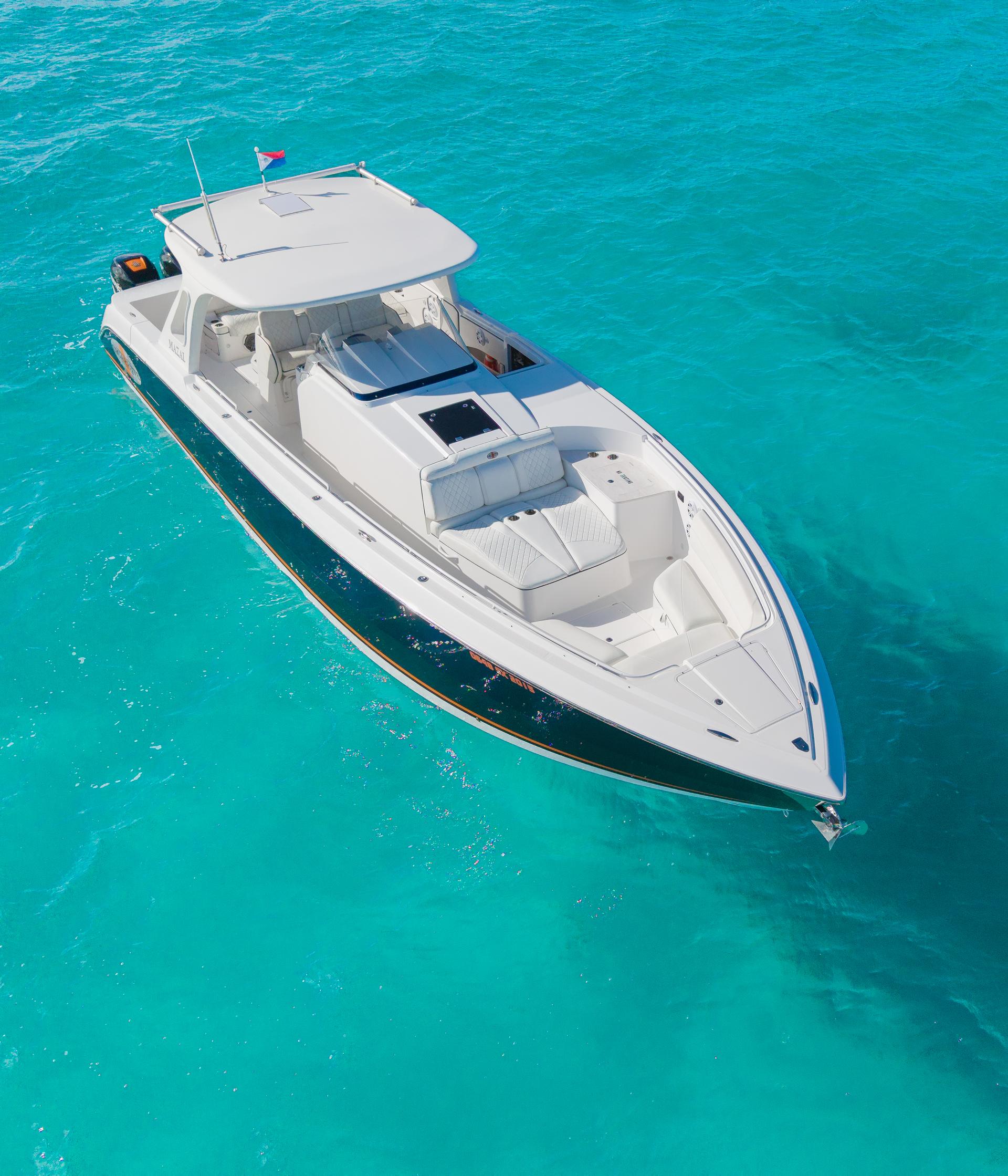 Cigarette Huntress 42 - Luxury Center Console - Day Charters St Maarten, Anguilla and St Barths