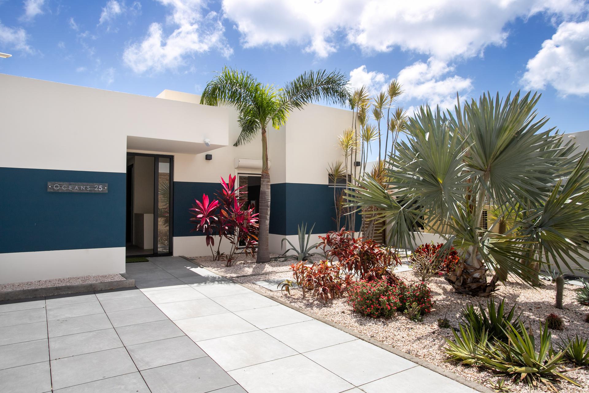 Infinite Blue – Luxury Oceanview Villa