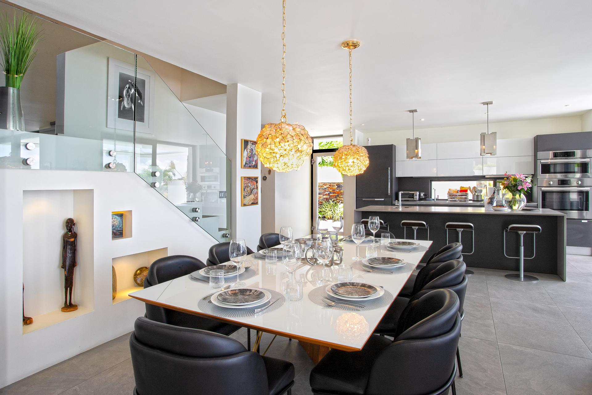 Infinite Blue – Luxury Oceanview Villa