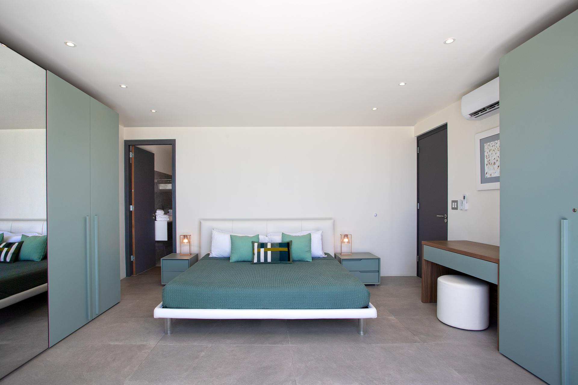 Infinite Blue – Luxury Oceanview Villa