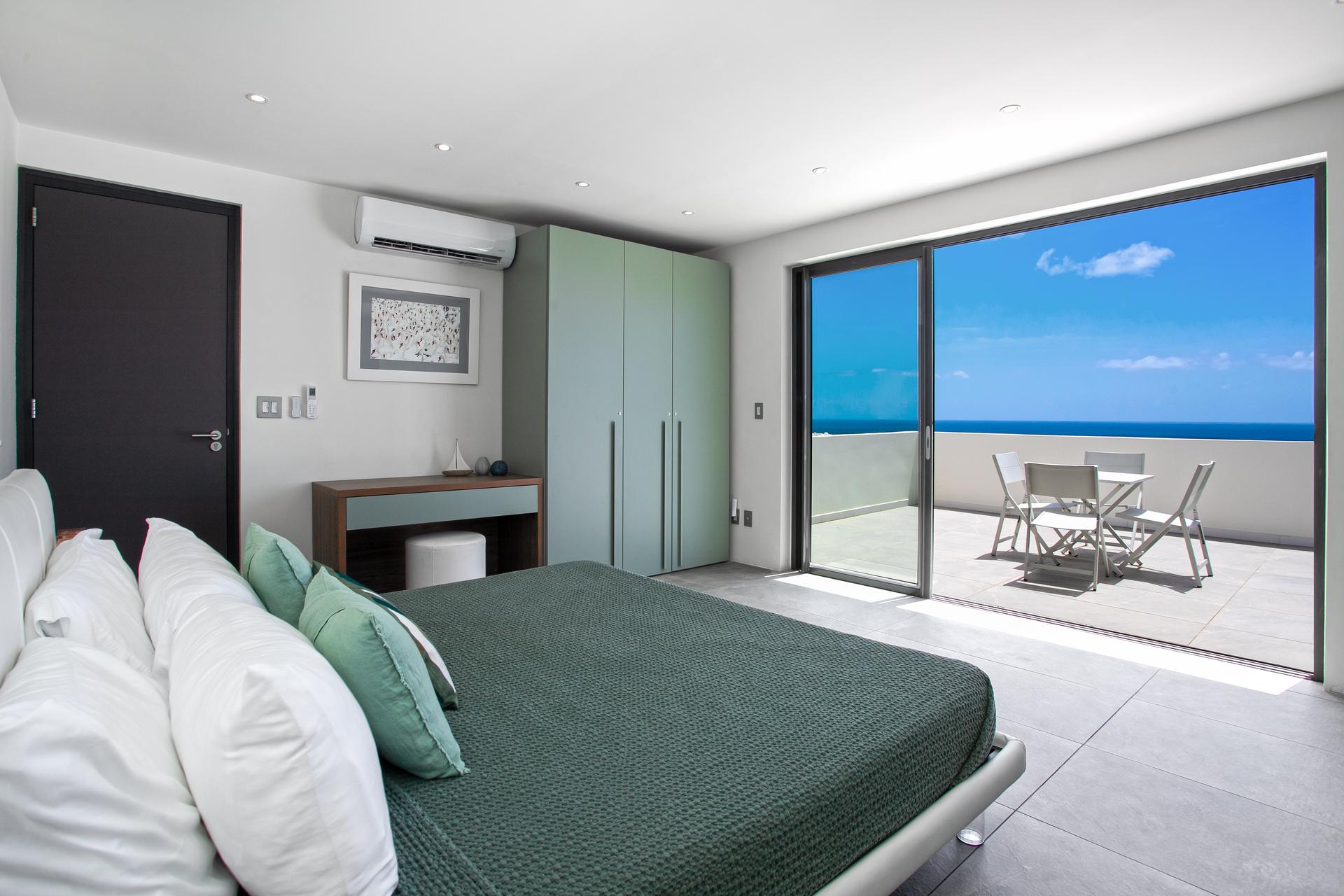 Infinite Blue – Luxury Oceanview Villa